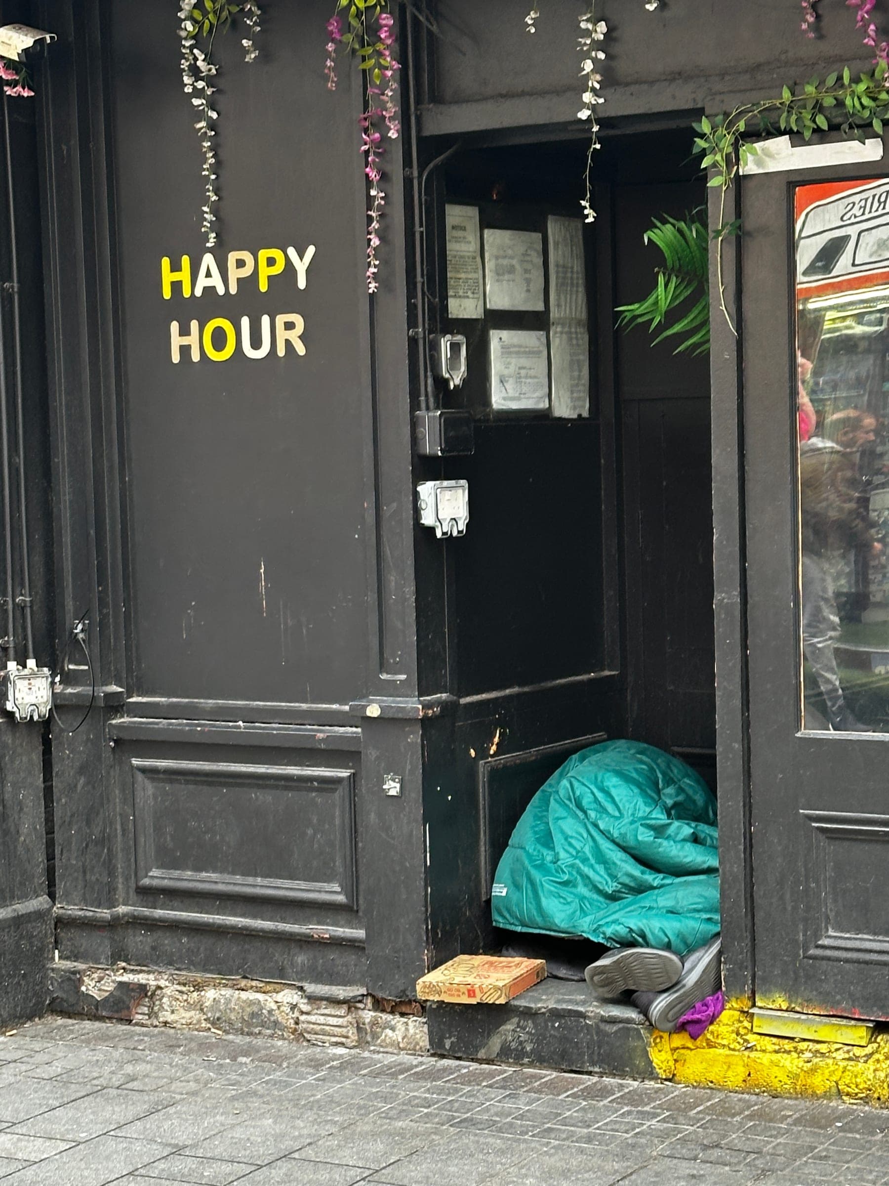 London vs Edinburgh: Which UK City Should You Visit?