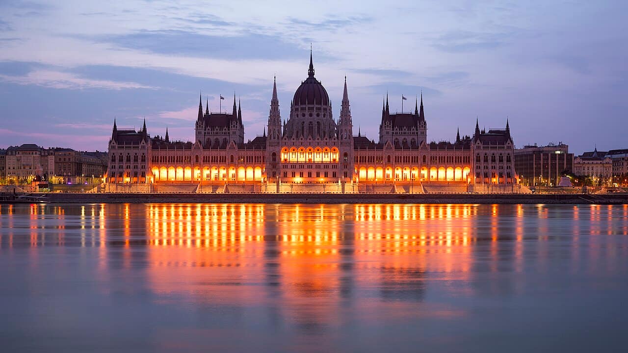 Vienna and Budapest cityscape comparison